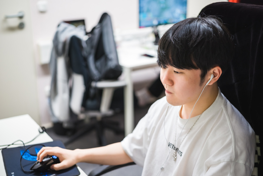 九游娱乐雄鹿带队取胜！，Rookie重要时刻险胜再创辉煌时刻的简单介绍