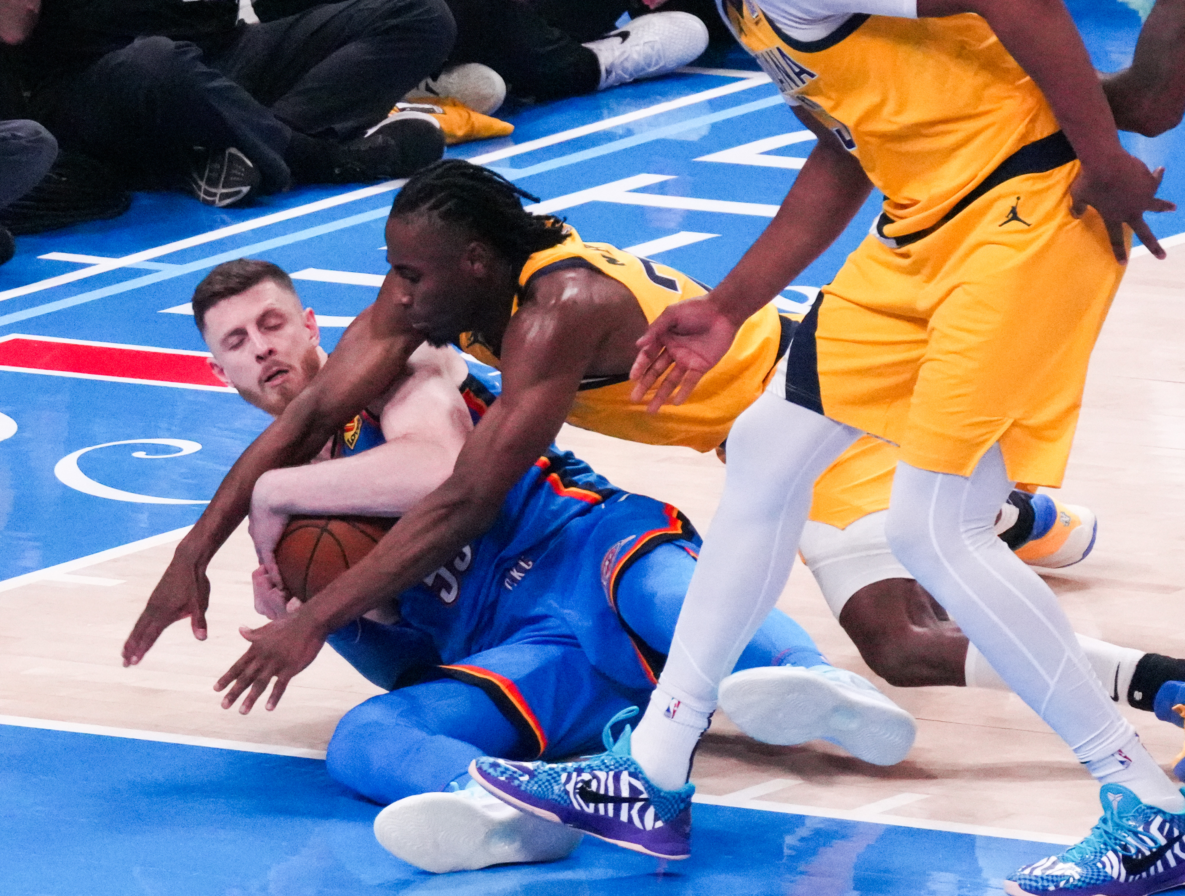详细阅读:九游体育赛地聚焦——NBA季后赛转会期热度飙升,金州勇士篮板制胜,底气十足,控场能力受关注的简单介绍 九游体育赛地聚焦——NBA季后赛转会期热度飙升,金州勇士篮板制胜,底气十足,控场能力受关注的简单介绍