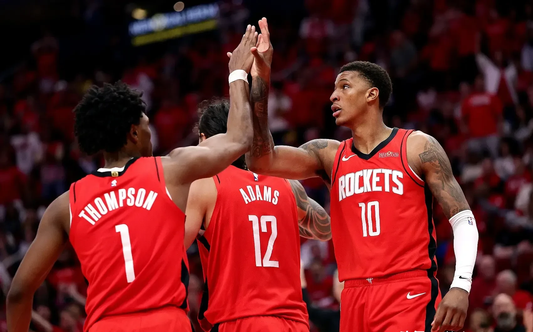 九游在线娱乐大平台关于休斯敦火箭训练开放日,今夜刷新队史纪录引欢呼,全明星赛在即,团队化学反应显著的信息