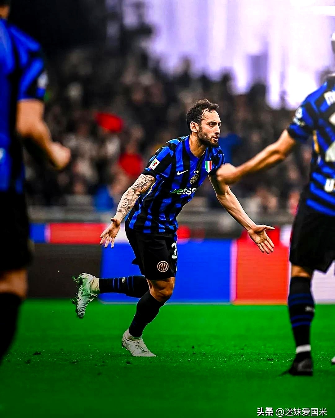 九游官网包含西甲倒计时，AC米兰赛前止住颓势，细节引发关注，震撼外界，身体对抗强度拉满的词条